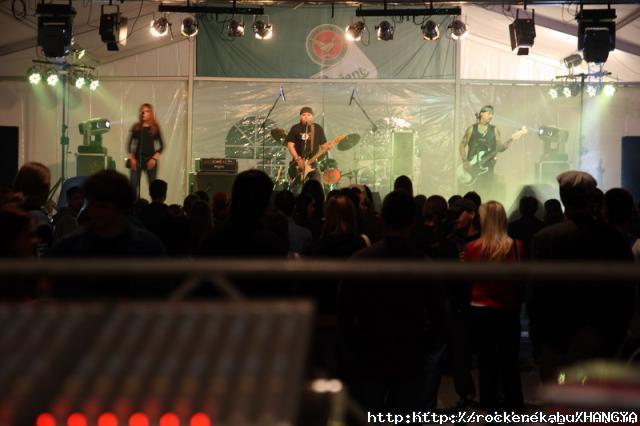 KERECSEN KONCERT