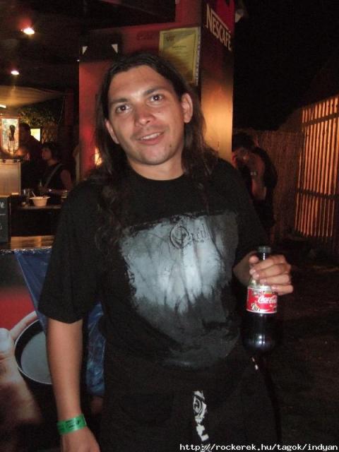 sziget-tool-cola