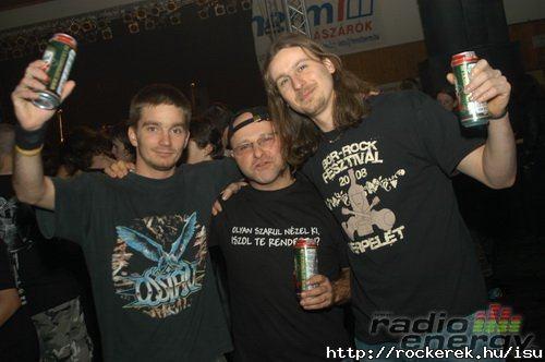 Metal Karcsony