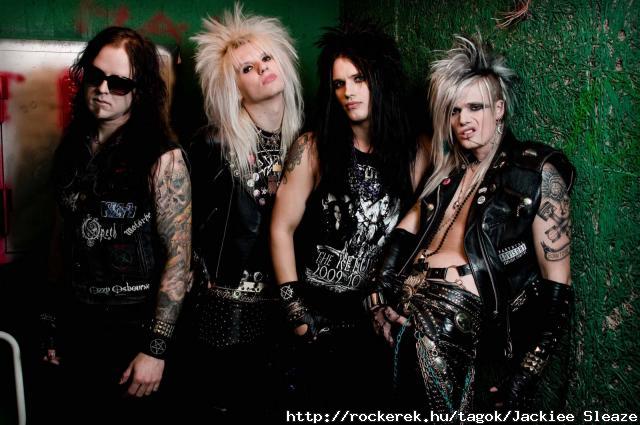 crashdiet-2-photo-gustaf-sandholm-anderson