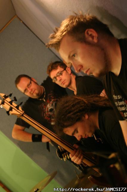DUBLARIAN BAND 115