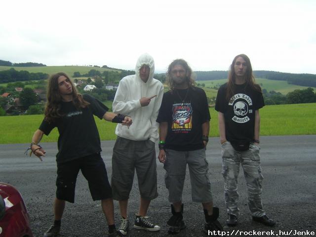 Vili,Magyar,n,Muxi s a gp mgtt Yvette
