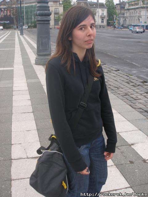 gy nz ki az, aki 2 rt vr rm a reggeli hidegben...:)))De bszke vagyok r!!!:)) mert  ETU..:)