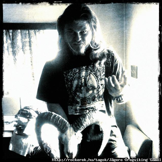 2013-08-10 13.41.25_Jean_Metal_Cornered