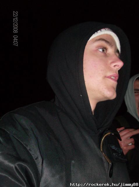 kisse faradt voltam:P