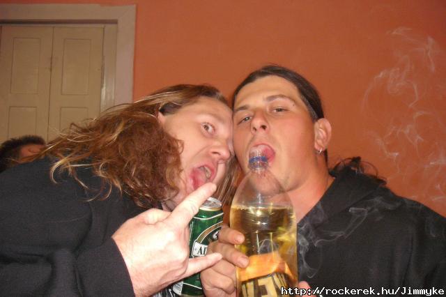 2 lktt egy buliban a klubban 2008 oktber vgn