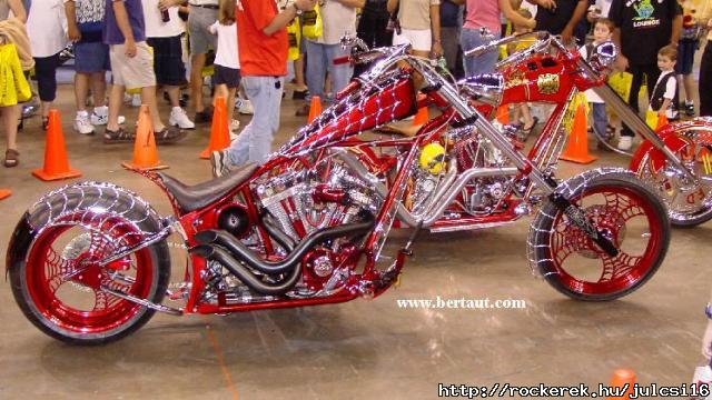 83expo010
