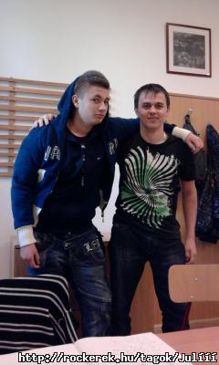 dm (az n pulcsimba xD ) s Attila
