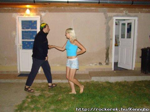 salsa kossal ,de j alakom volt mg itt :D ez a clom hogy vissza szerezzem:)