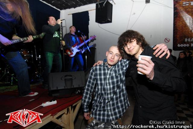 Kapussal Arcok koncert eltt!