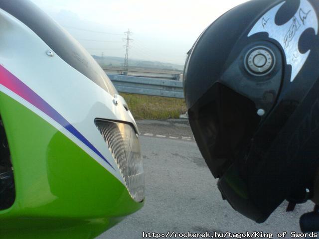 ZXR400 vs me