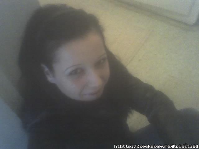 Az n Tndrem:risz:)-(Amg nincs kzs kpnk)