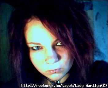 Kicsit kms:D<p><font color=#FF0079>