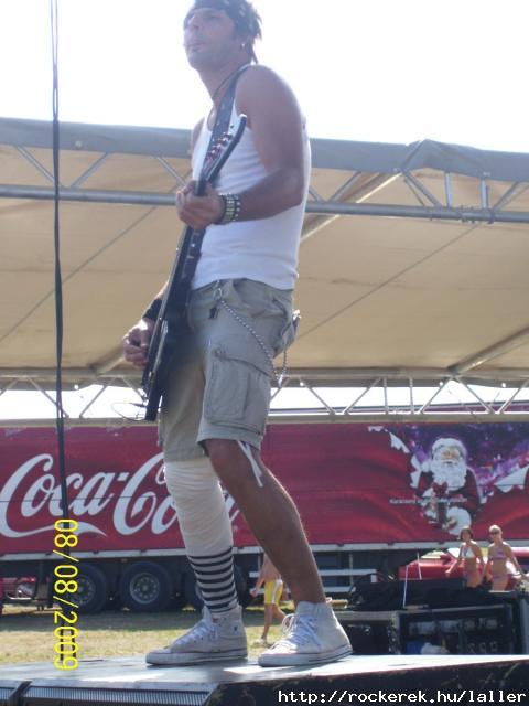 lovegun koncert tiszafred