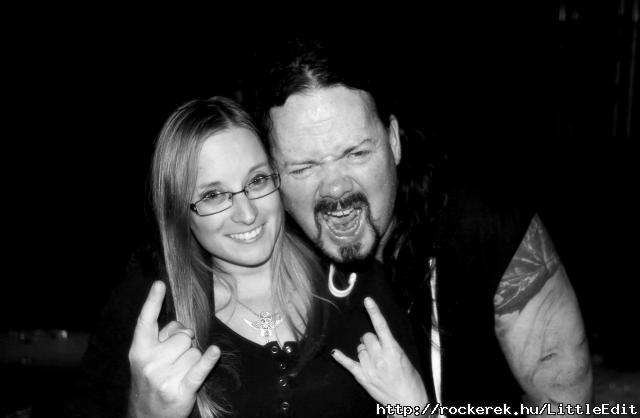 Az Evergrey nekesvel :)