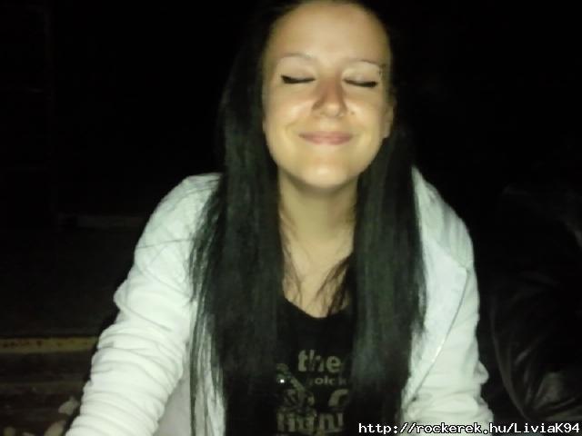 nem ittunk semmit :D