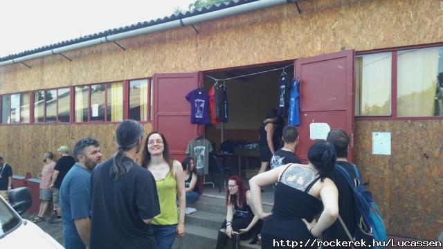 merch