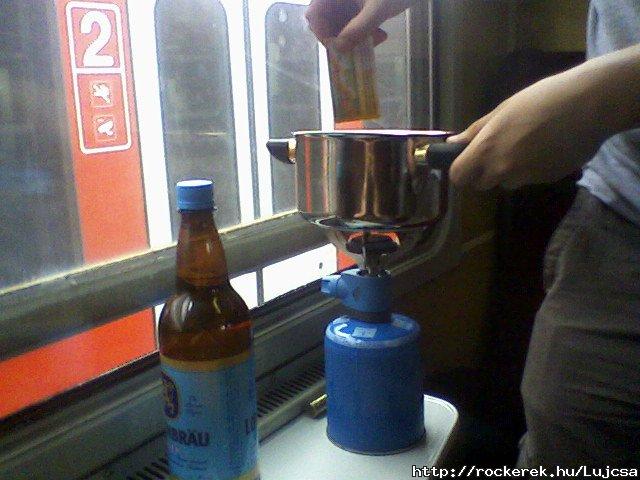 Gyoma fel a vonaton! Csoda, hogy kaller nem szlt...
