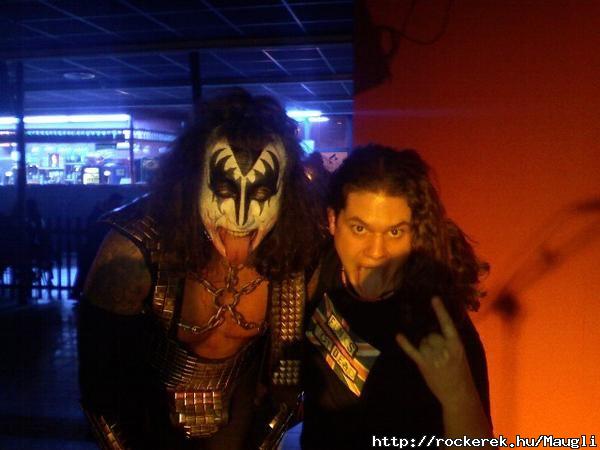 KISS