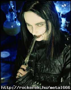 Dani Filth 27