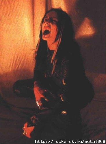 Dani Filth 29