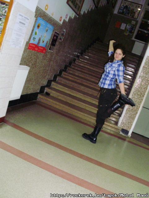 Az let Bakancsos oldala..(=