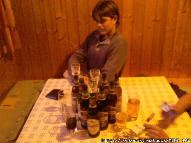  nem ivott semmit mert vezetett LOL