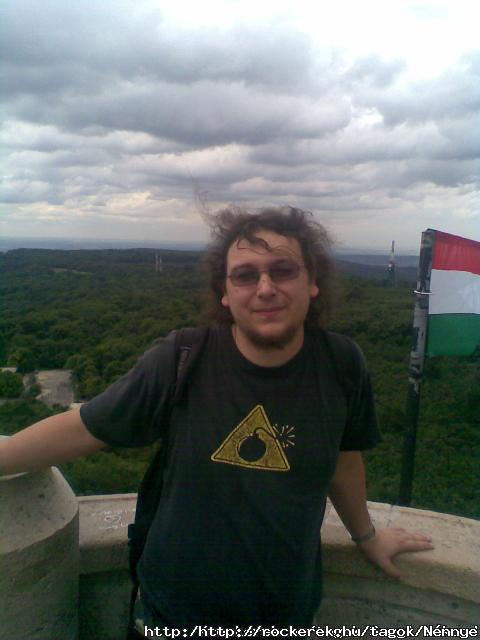 a Vakond is kimszik nha a fld all...:)