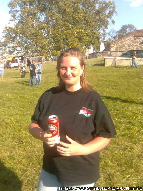 N m!!! Iszik az asszony!!:-))) (Sitke 2008)