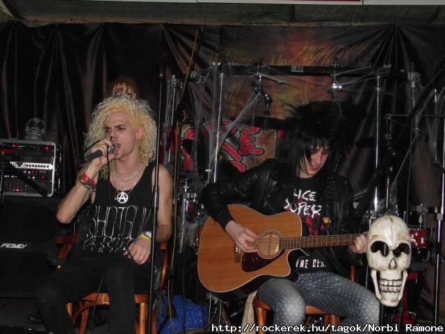 ATOMIC PLAYBOYZ