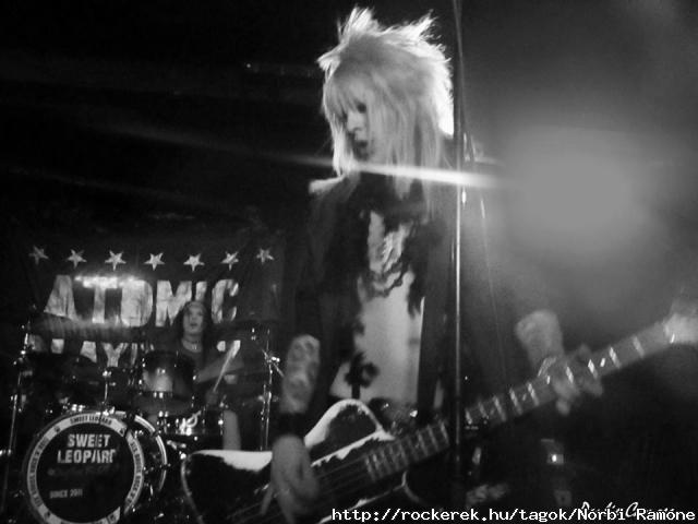 atomic playboyz