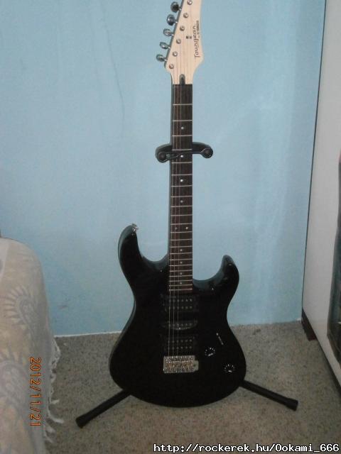 gitrom: Yamaha TG 121-es