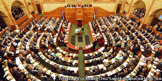 Politika.