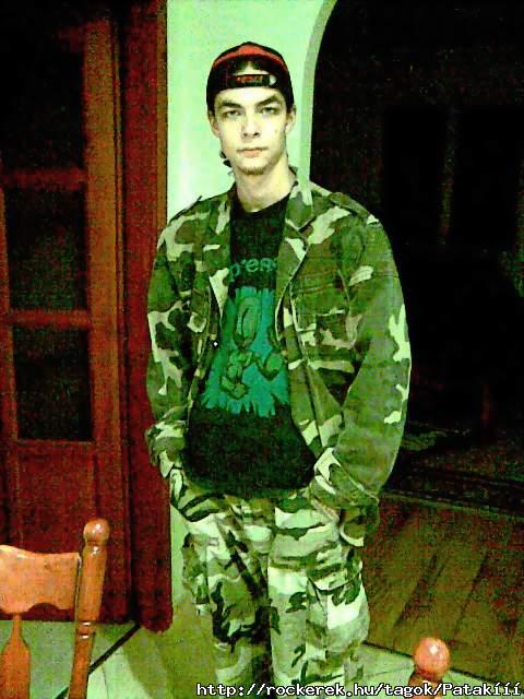 megjttem a hborbl hehe:D