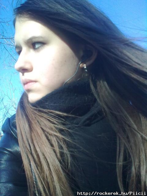 Nzz az gre a legszebb fnyre, lss egy lmot s harcolj rte.