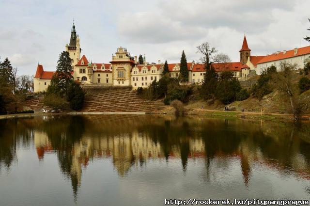 Prga, Prhonice park kastlya :)