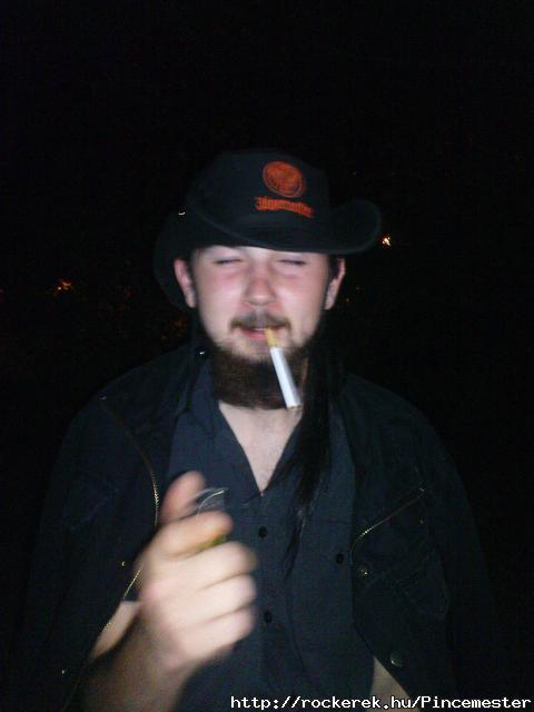 fhtinkbb neismondj semmit :D