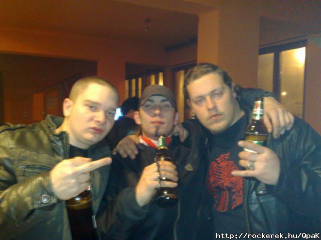 201103042295