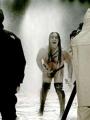 rammstein-mann-4349042-MBHF,templateId=renderScaled,property=Bild,height=349[1]