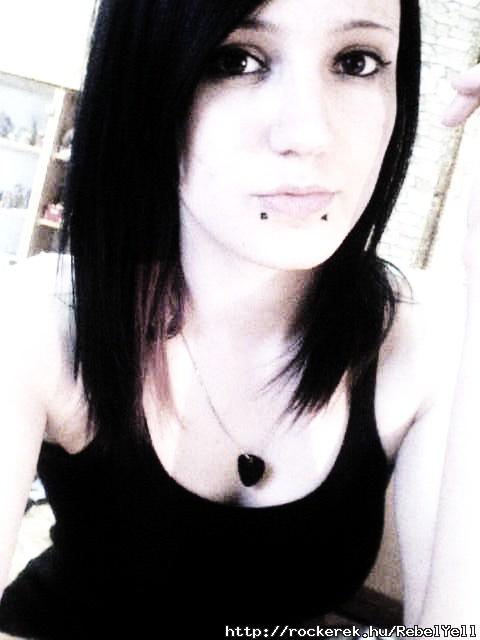 ★ Little Angel, world can be so cruel.