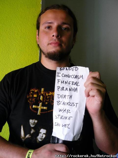 Ereklye. Exodusk szmlistja. Ez ott volt a Sziget sznpadn, ebbl tudtk, hogy melyik szmot kell jtszk. :)
