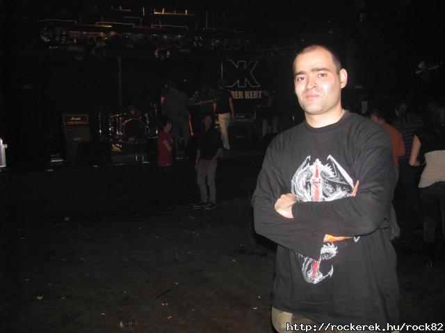 drerbe kezddik a koncert hamarosan,vrakozs ezerrel!