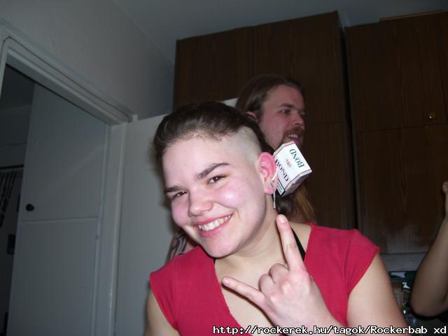 Izmy meg a Bondos donoz:D:D