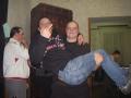 Tomi emelgeti Fatert amit Fati nem lvez:S:D