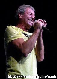 gillan3