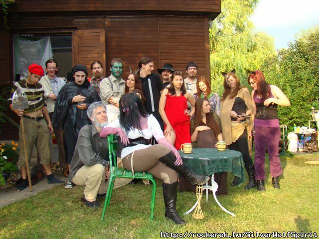 Changeling live...tudom, nem vagyunk normlisak, de itt csak gy lehet tllni, klnben droidd vlsz :P