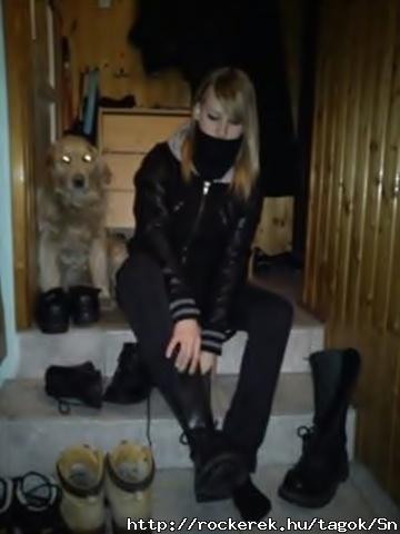 ,