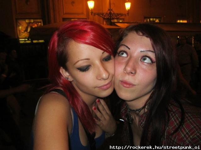 Esztivel :)