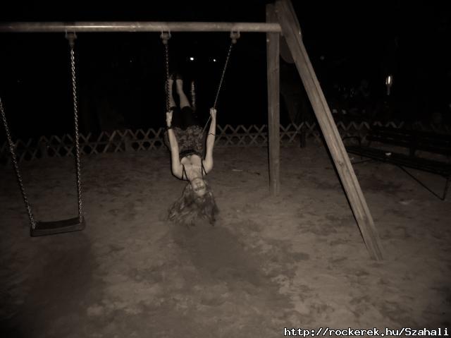 100_1758