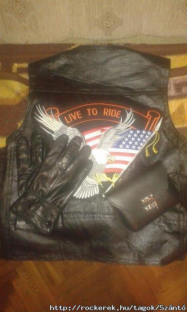 volt egyszer egy karcsony :3 :)